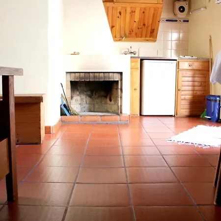 Cosy 25 M² Fireplace Seia